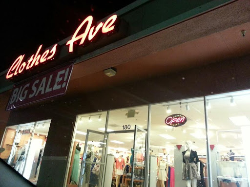 Clothes Ave