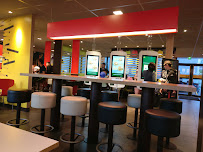 Atmosphère du Restauration rapide McDonald's à Le Pont-de-Beauvoisin - n°1