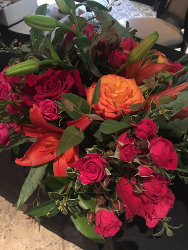 Garden Gate Floral Design, 2303 Farrington St #100, Dallas, TX 75201, USA, 