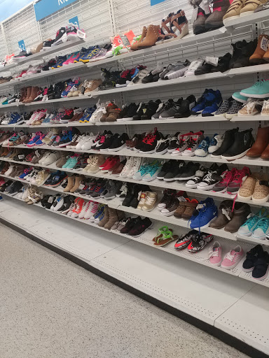 Clothing Store «Ross Dress for Less», reviews and photos, 1180 Stafford Market Pl, Stafford, VA 22556, USA