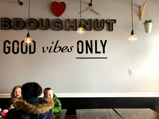 Donut Shop «B. Doughnut», reviews and photos, 7 Loudoun St SW, Leesburg, VA 20175, USA