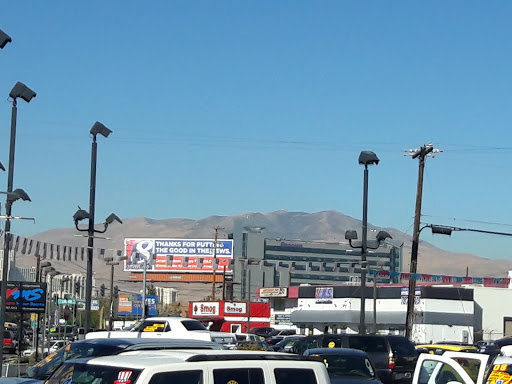 Tobacco Shop «Reno-Sparks Indian Smoke Shop», reviews and photos, 901 Golden Ln, Reno, NV 89502, USA