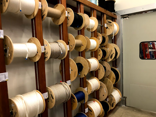 Marine Supply Store «West Marine», reviews and photos, 17641 Biscayne Blvd, Aventura, FL 33160, USA