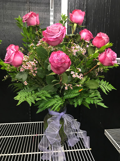 Florist «Alans AAA Florist», reviews and photos, 287 E Highland Ave, San Bernardino, CA 92404, USA