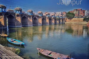 Shahi bridge image