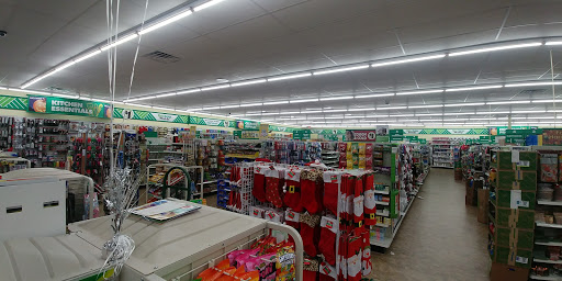 Dollar Store «Dollar Tree», reviews and photos, 7041 Brookfield Plaza, Springfield, VA 22150, USA