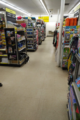 Discount Store «Dollar General», reviews and photos, 29119 W 8 Mile Rd, Livonia, MI 48152, USA