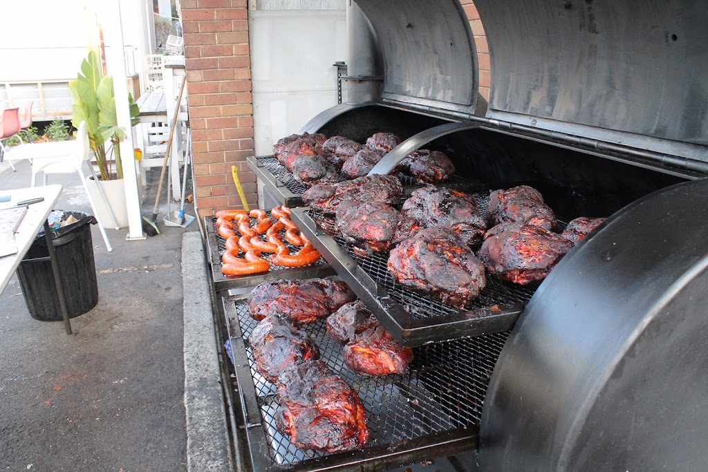 2 Smoking Barrels Barbecue Joint & Food truck 2500