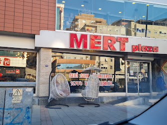 Mert Plaza