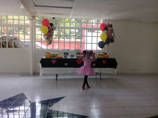 Salon y Kiosko para Eventos