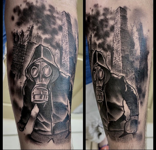 Tattoo Shop «Mine Shaft Tattoo & Piercing», reviews and photos, 8160 S Main St, Helen, GA 30545, USA