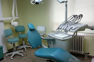 Clínica Dental Hedent image