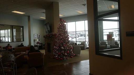 Toyota Dealer «Toyota of Grand Rapids», reviews and photos, 2555 28th St SE, Grand Rapids, MI 49512, USA
