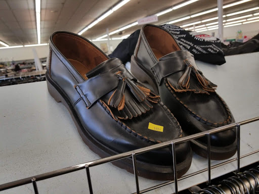 Thrift Store «The Salvation Army Family Store & Donation Center», reviews and photos, 6715 Dempster St, Morton Grove, IL 60053, USA