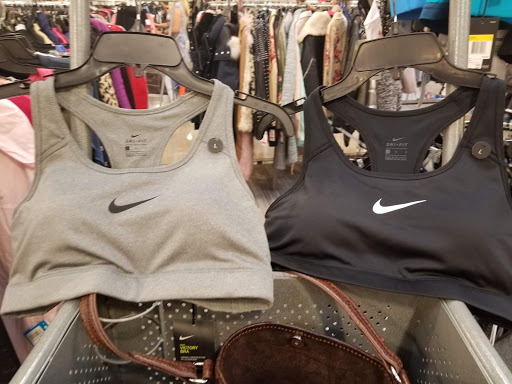 Department Store «Nordstrom Rack», reviews and photos, 13900 Dallas Pkwy, Dallas, TX 75240, USA