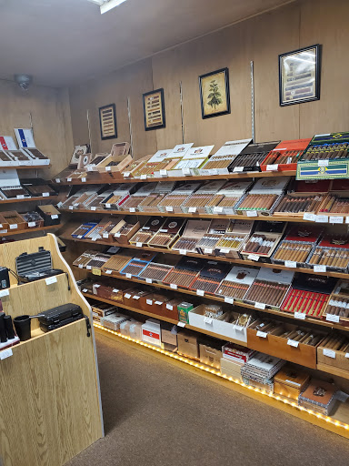 Tobacco Shop «Cigarette Discount Outlet», reviews and photos, 560 Indian Boundary Rd # 3, Chesterton, IN 46304, USA