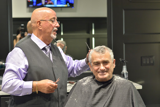 Barber Shop «Modern Gents Premier Barbershop & Bar», reviews and photos, 8233 Cooper Creek Blvd, Bradenton, FL 34201, USA