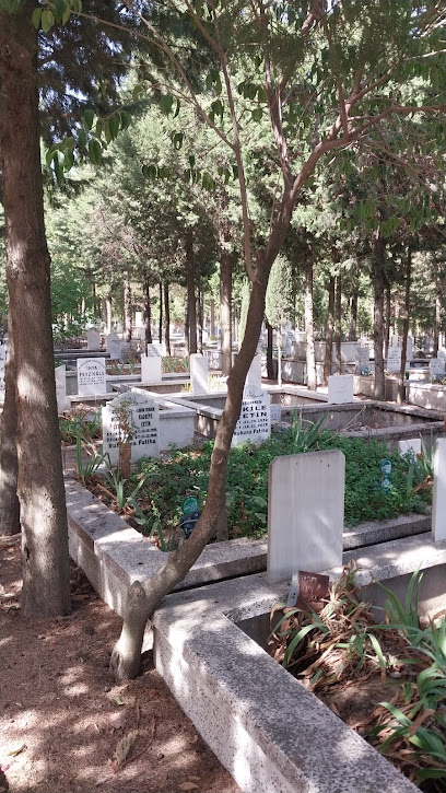 Manisa Belediyesi Asri Mezarlığı