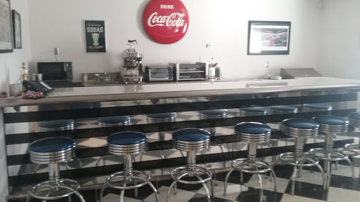 Used Car Dealer «Masterpiece Vintage Cars», reviews and photos, 675 US-31, Whiteland, IN 46184, USA