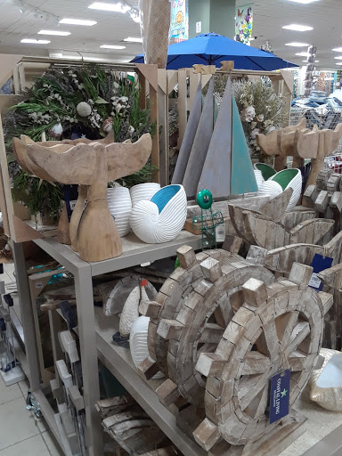 Home Goods Store «Christmas Tree Shops», reviews and photos, 300 Ikea Dr, Paramus, NJ 07652, USA