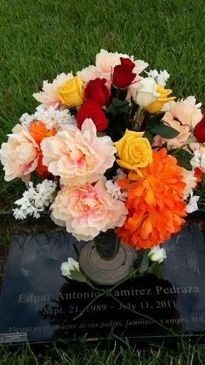 Cemetery «Woodlawn Funeral Home & Cemetery», reviews and photos, 1101 Antoine Dr, Houston, TX 77055, USA