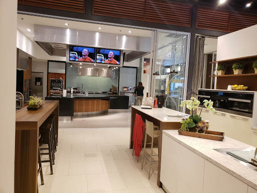 Appliance Store «PIRCH», reviews and photos, 3303 Hyland Ave Suite D, Costa Mesa, CA 92626, USA