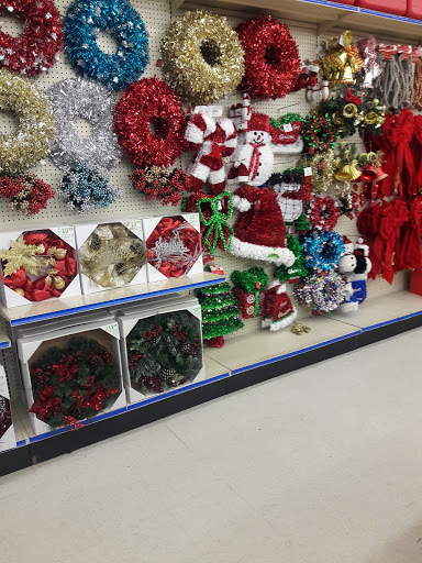 Discount Store «Roses Express», reviews and photos, 6601 Harvard Ave, Cleveland, OH 44105, USA