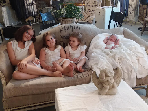 Florist «The Flower Barn & 1864 Boutique», reviews and photos, 7716 Rochester Rd, Gasport, NY 14067, USA