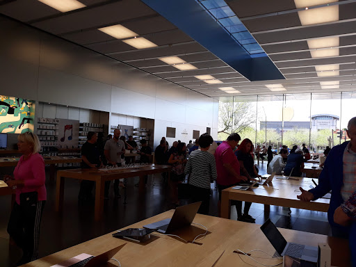 Computer Store «Apple Scottsdale Quarter», reviews and photos, 15169 N Scottsdale Rd, Scottsdale, AZ 85254, USA