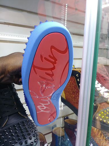 Discount Store «Greenbriar Discount Mall», reviews and photos, 2975 Headland Dr SW, Atlanta, GA 30311, USA