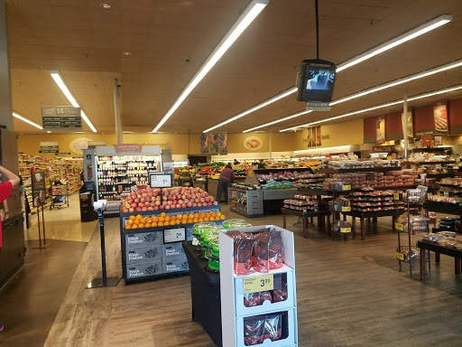 Grocery Store «Vons», reviews and photos, 2122 S Hacienda Blvd, Hacienda Heights, CA 91745, USA