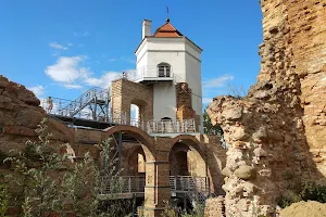 Haĺšany castle image