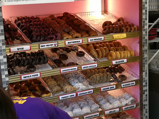 Donut Shop «Buckeye Donuts», reviews and photos, 1998 N High St, Columbus, OH 43201, USA