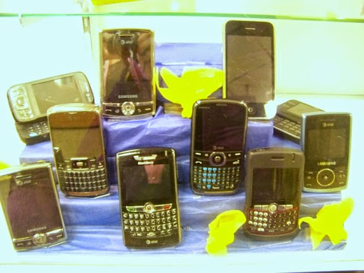 Pawn Shop «West Valley Pawn & Gold», reviews and photos, 611 N Dysart Rd, Avondale, AZ 85323, USA