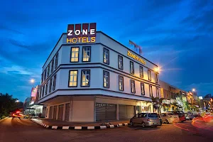 ZONE Hotels, Telok Panglima Garang image