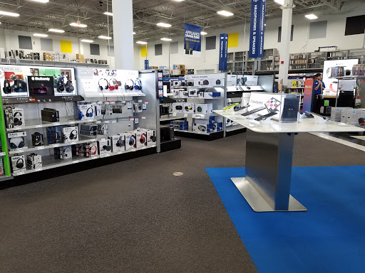 Electronics Store «Best Buy», reviews and photos, 5555 Glenway Ave #550, Cincinnati, OH 45238, USA