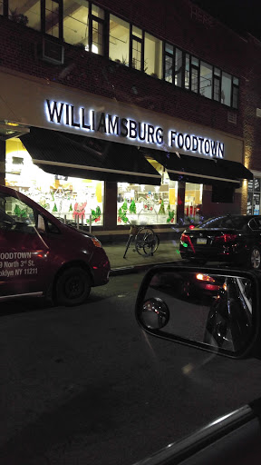 Grocery Store «Foodtown of Williamsburg», reviews and photos, 159 N 3rd St, Brooklyn, NY 11211, USA
