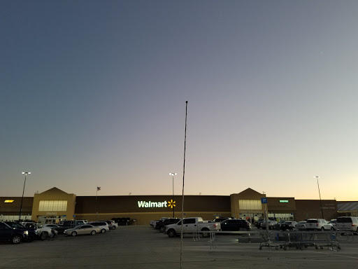 Department Store «Walmart Supercenter», reviews and photos, 109 22nd St, Hondo, TX 78861, USA