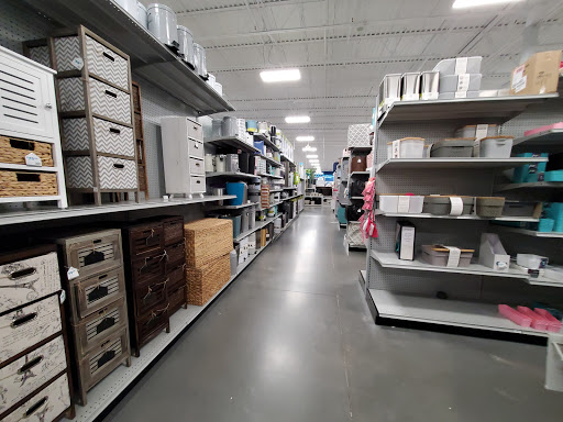 Home Goods Store «At Home», reviews and photos, 5000 S Arizona Mills Cir #313, Tempe, AZ 85282, USA