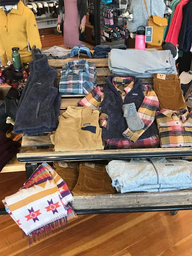 Outdoor Sports Store «Clear Water Outdoor - Delafield», reviews and photos, 803 N Genesee St, Delafield, WI 53018, USA