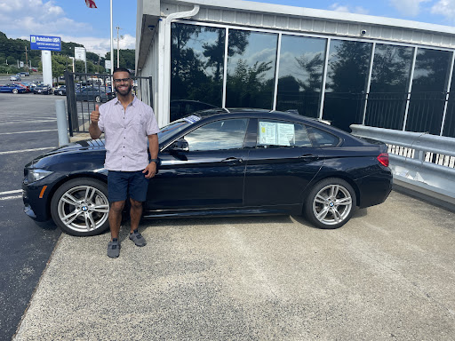 Used Car Dealer «Autobahn USA», reviews and photos, 88 Turnpike Rd, Westborough, MA 01581, USA