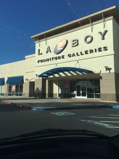 La-Z-Boy Furniture Galleries, 8265 Laguna Blvd, Elk Grove, CA 95758, USA, 