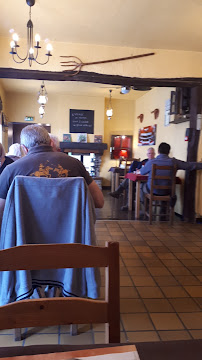 Atmosphère du Restaurant français AU FIL DE L'EAU (o'berge de tresmes) à Pommeuse - n°5