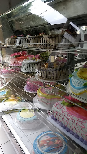 Opinii despre TORTAS YENIFER în Santa Ana - Cafetería