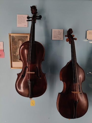 Bate Collection of Musical Instruments - Oxford