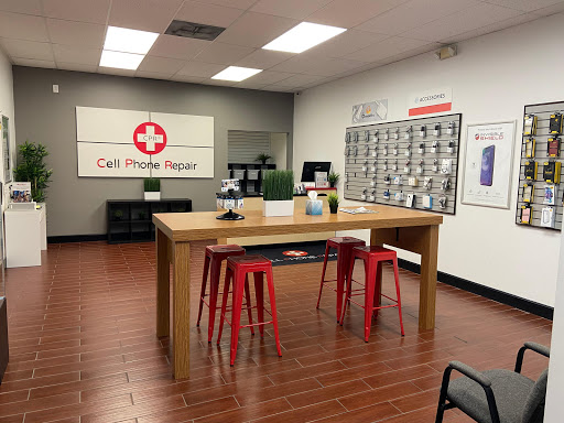 Mobile Phone Repair Shop «CPR Cell Phone Repair Fairview Heights», reviews and photos, 103 Frey Ln, Fairview Heights, IL 62208, USA