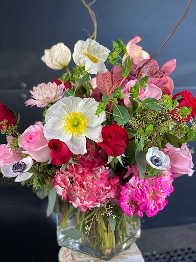 Florist «Kikilis Florist», reviews and photos, 417 S Pinellas Ave, Tarpon Springs, FL 34689, USA