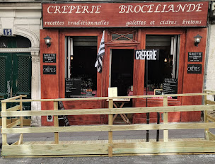 Photo n°129 de Crêperie Brocéliande à Paris ()