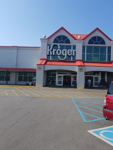 Grocery Store «Kroger», reviews and photos, 3701 National Rd E, Richmond, IN 47374, USA