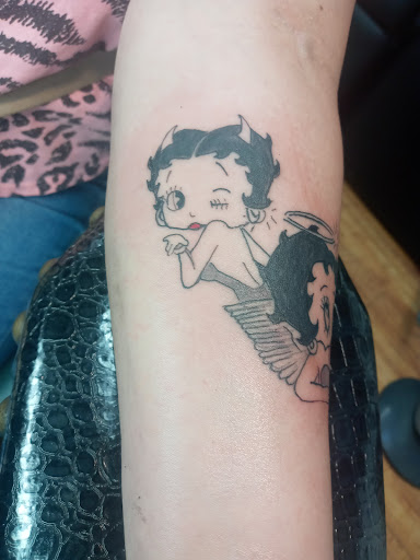 Tattoo Shop «Rage Tattoo», reviews and photos, 6411 Whittier Blvd, Los Angeles, CA 90022, USA